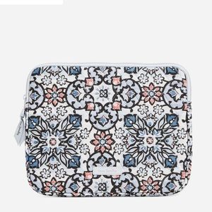 NWT Tablet Sleeve in Lisbon Medallion